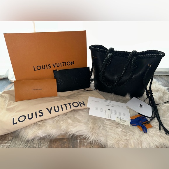 ✨SOLD✨Louis Vuitton neverfull empreinte noir - Picture 7 of 13